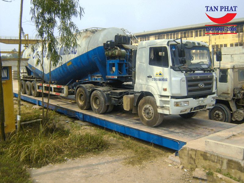 Cân xe tải điện tử do Tân Phát sản xuất và lắp đặt